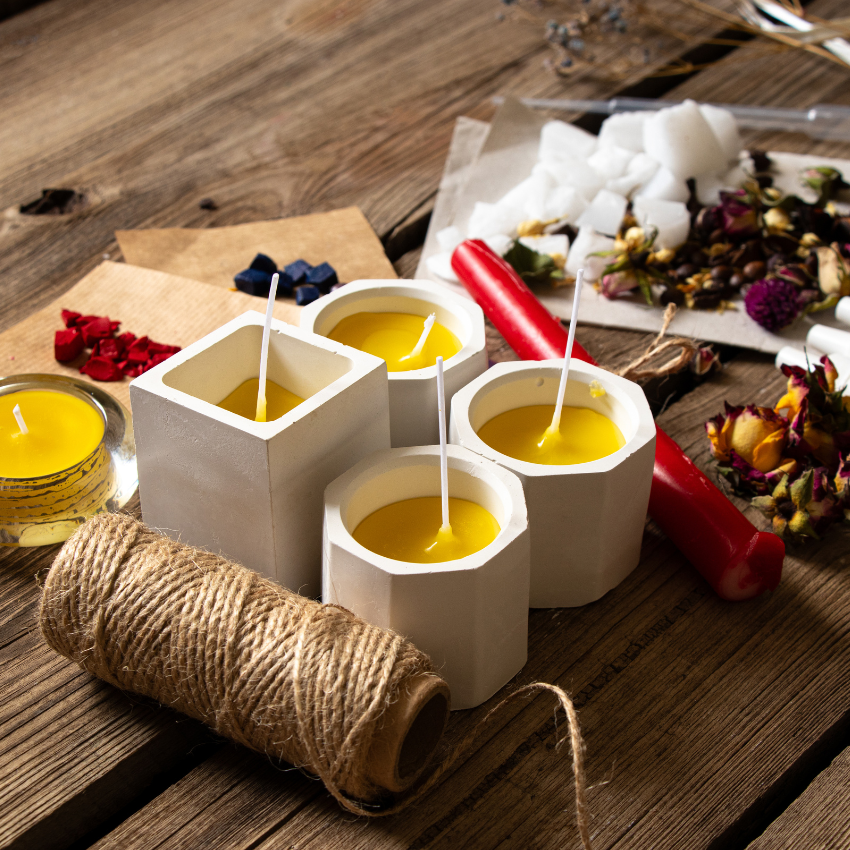 Scented Candles 101: How to Choose the Perfect Candle for Every Mood ✨