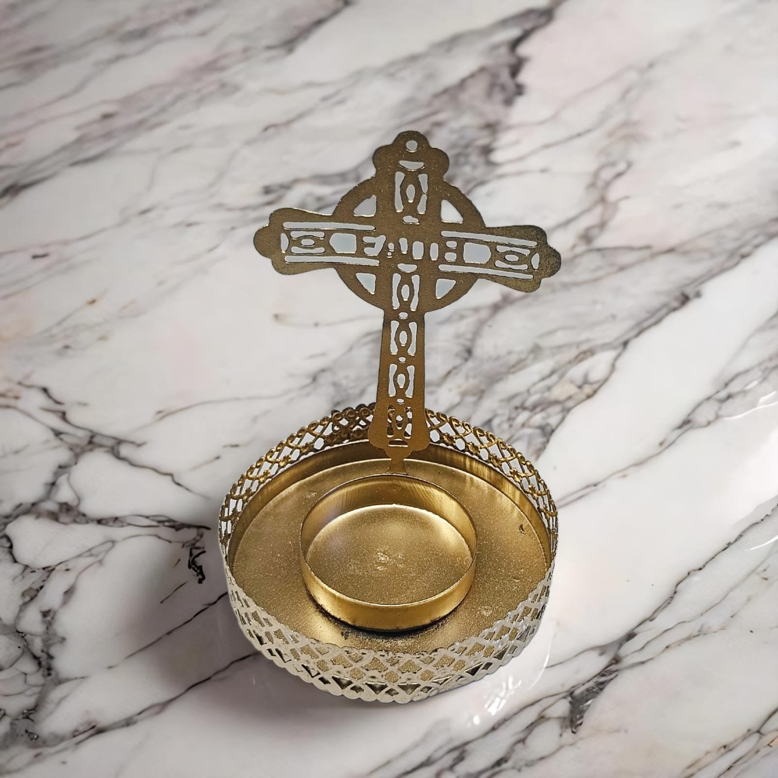 Designer Metal T lite Holder