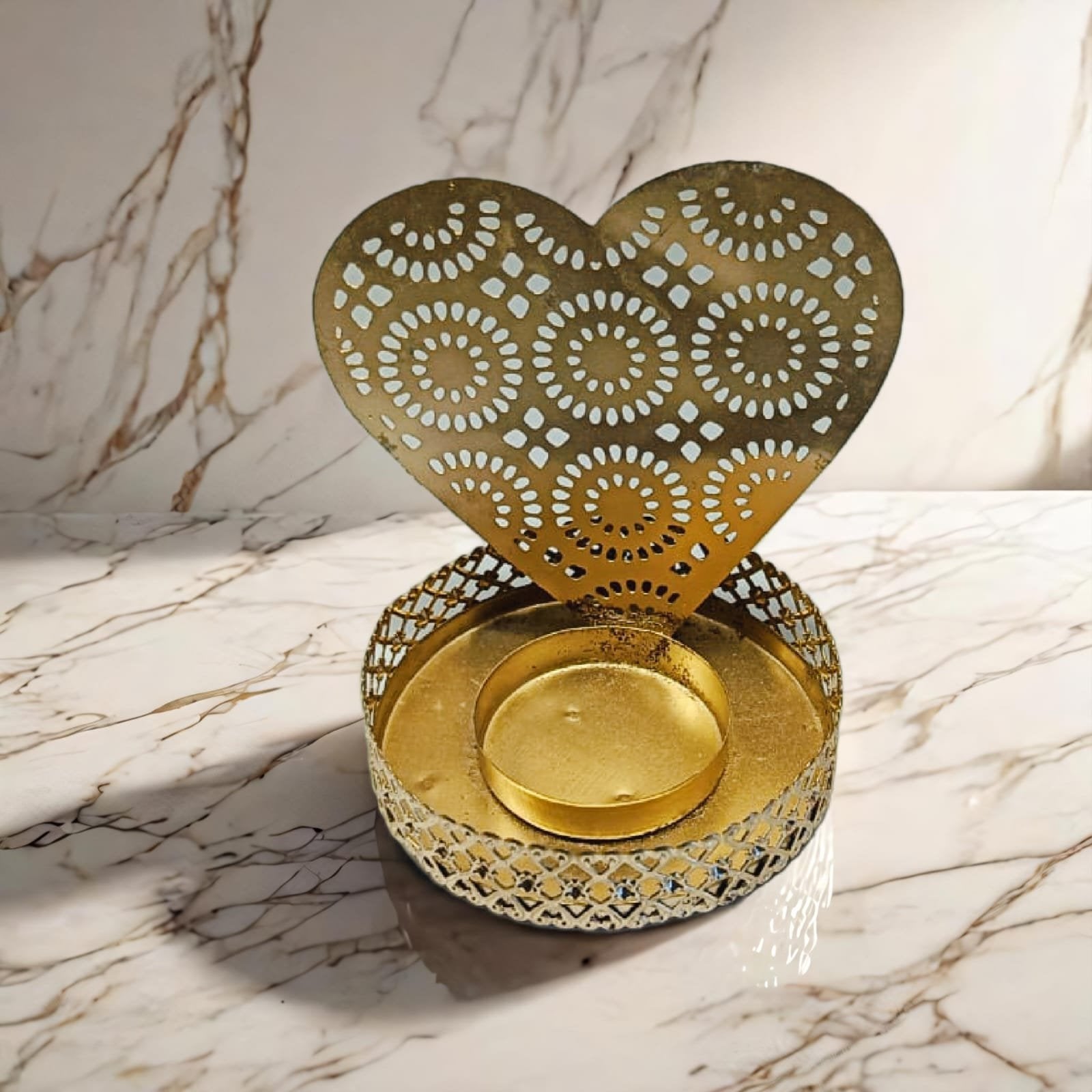 Designer Metal T lite Holder