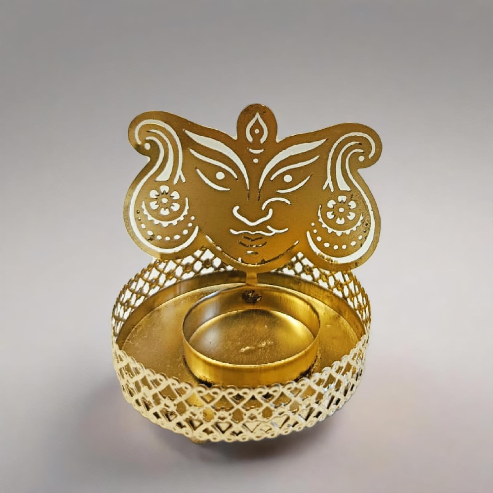 Designer Metal T lite Holder